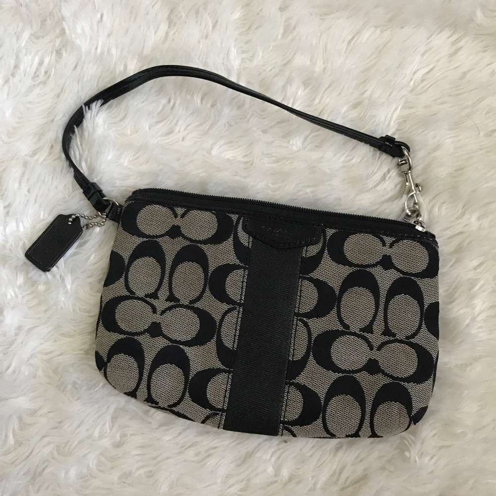 COACH Corner Zip Wristlet